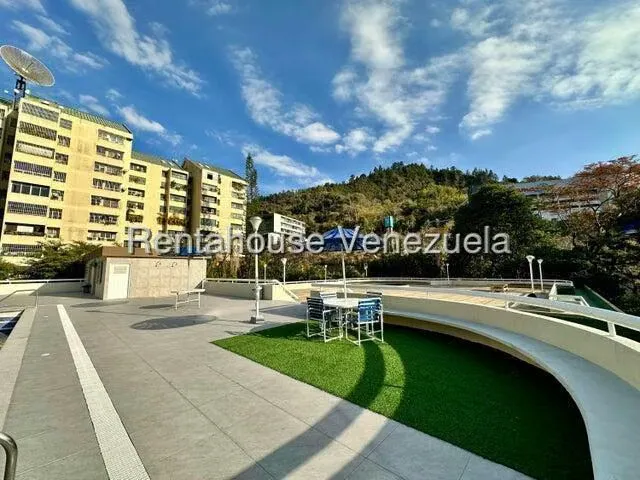 Apartamento (Penthouse) en Venta en Las Esmeraldas, Distrito Metropolitano - 71