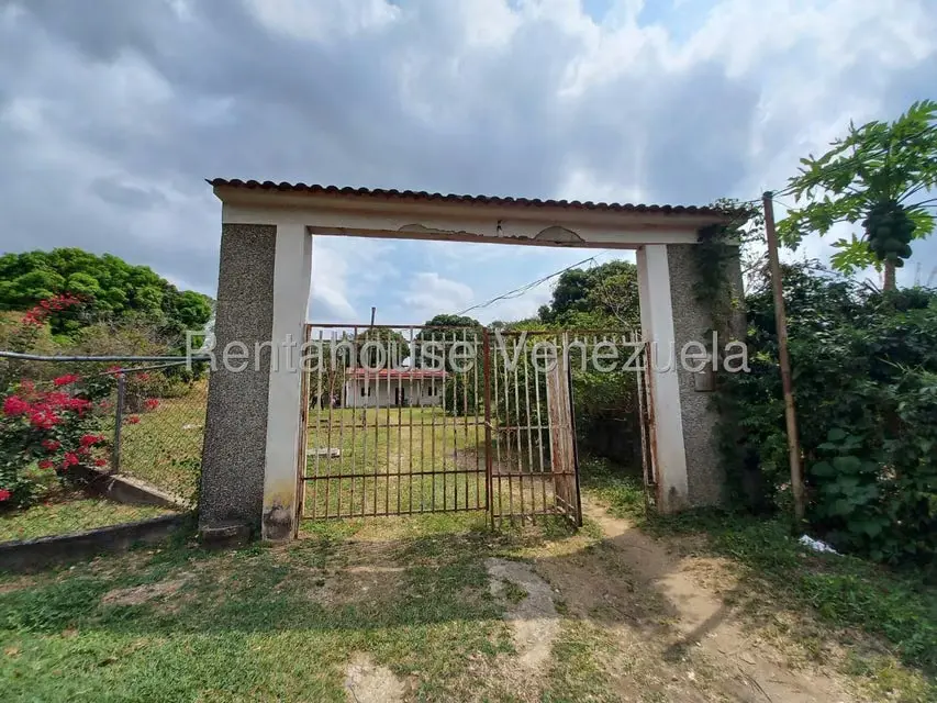 Casa (1 Nivel) en Venta en Centro, Lara - 2