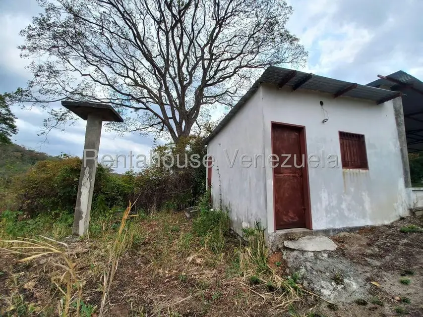 Casa (1 Nivel) en Venta en Centro, Lara - 27