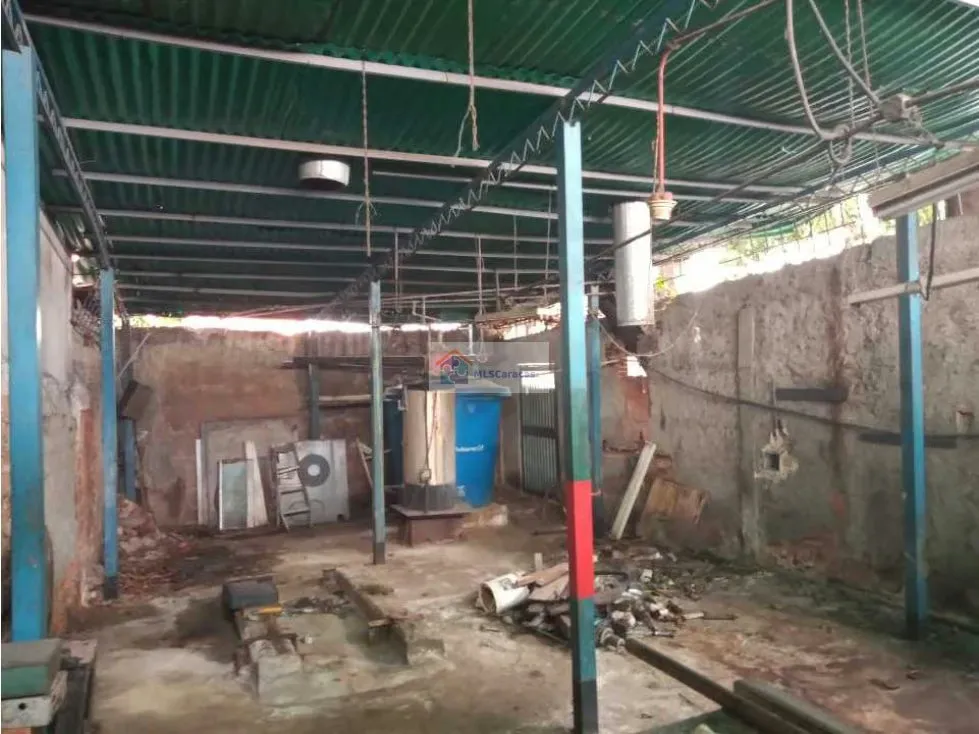 Se vende casa uso comercial 535 m2 Chacao - 11