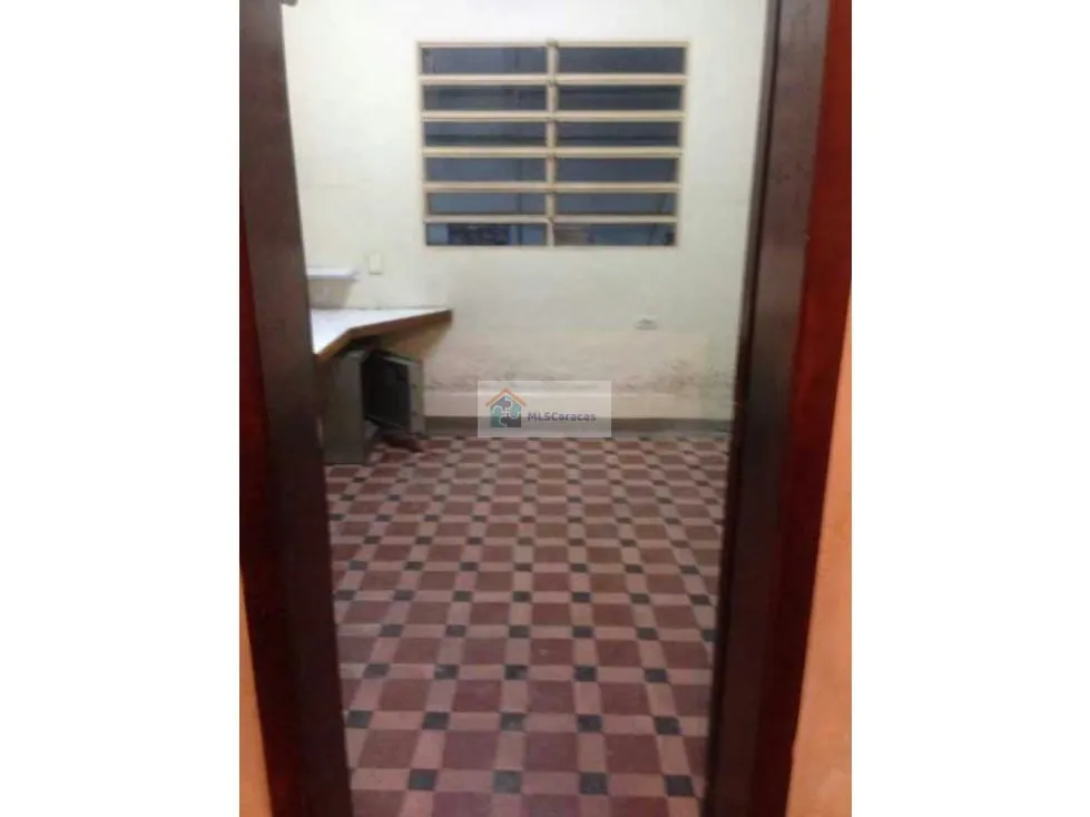 Se vende casa uso comercial 535 m2 Chacao - 4