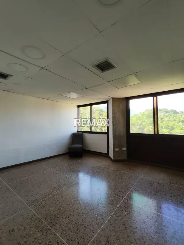 Alquiler de Oficina en San Luis - 7