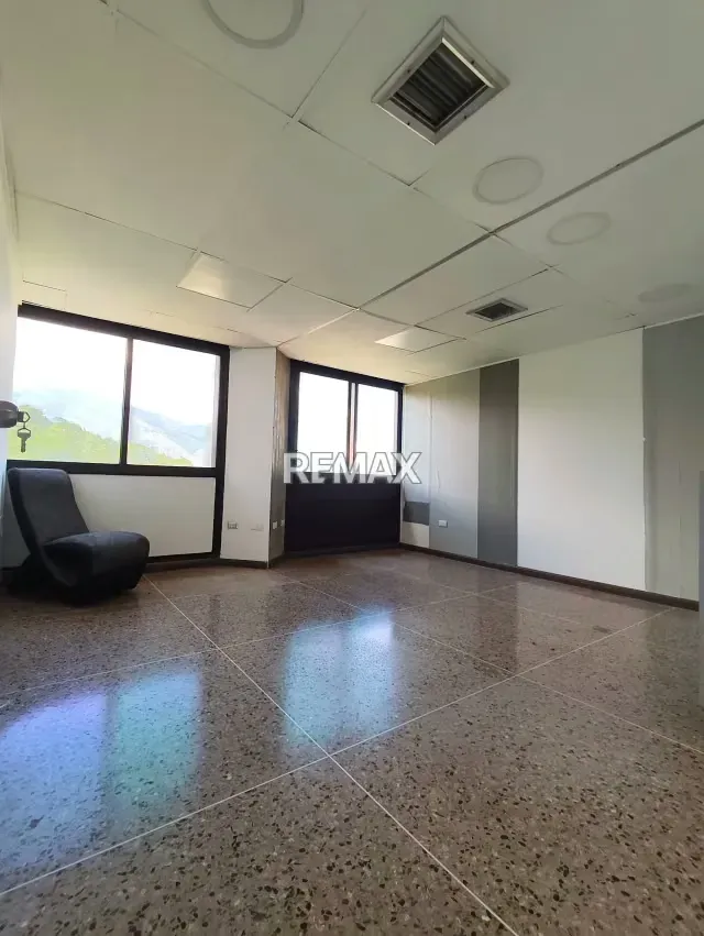 Alquiler de Oficina en San Luis - 9