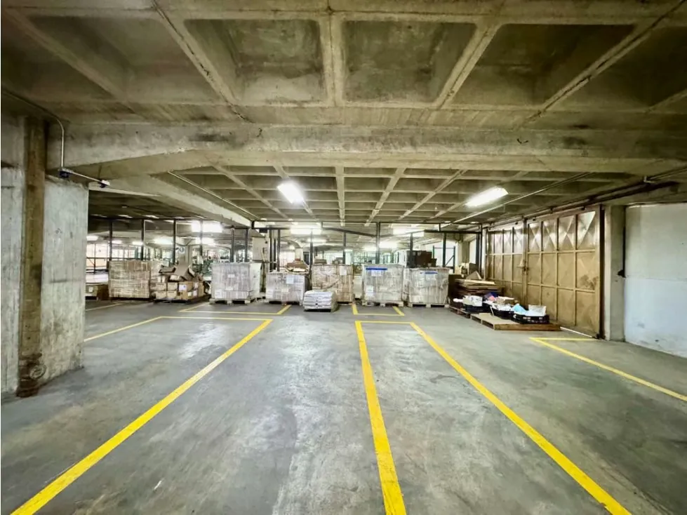 Se vende y/o alquila edificio.industrial 7.494m2 Los Teques - 8