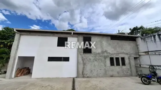 EN VENTA CASA URBANIZACION ANAMAR ARJONA - 11