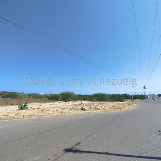Terreno (Comercial) en Venta en Las Adjuntas, Falcon - 5