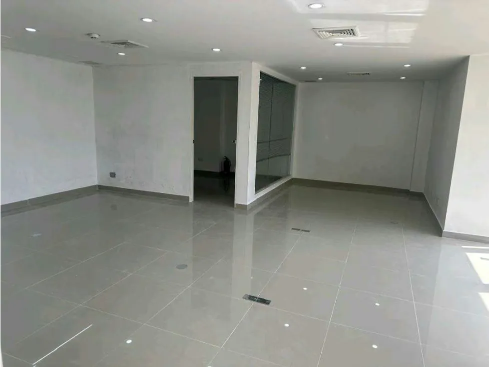 Alquilo oficina 90m2 Las Mercedes 6411 - 4