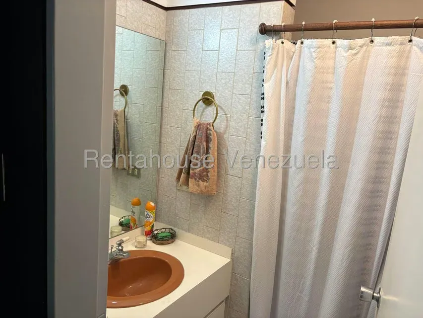 Apartamento (1 Nivel) en Venta en El Rosal, Distrito Metropolitano - 19