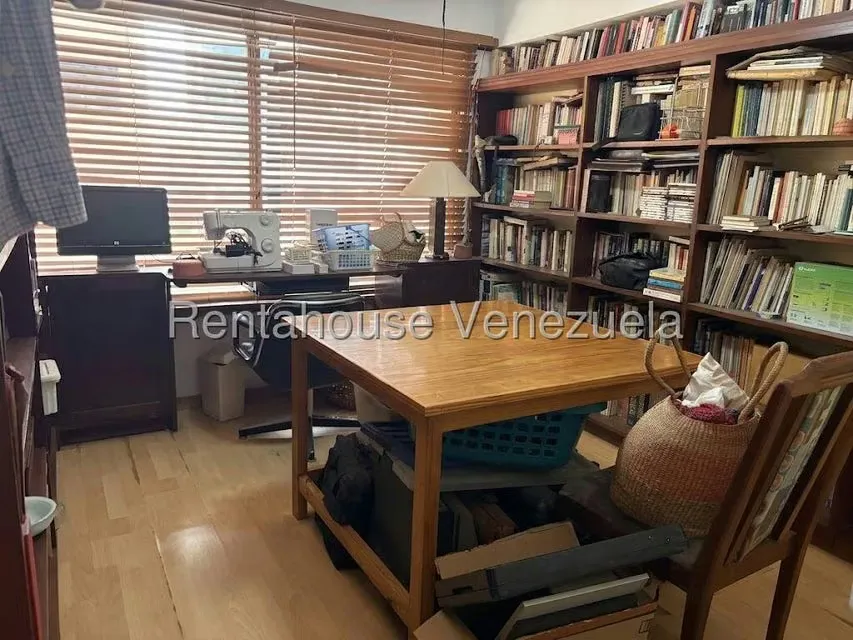 Apartamento (1 Nivel) en Venta en El Rosal, Distrito Metropolitano - 29