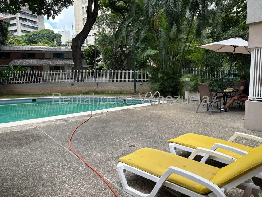Apartamento (1 Nivel) en Venta en El Rosal, Distrito Metropolitano - 5