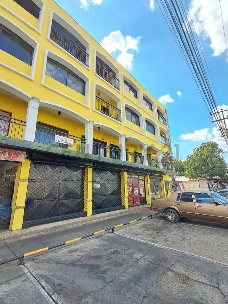 LOCAL COMERCIAL EN LA AV PORTUGUESA DE ANACO