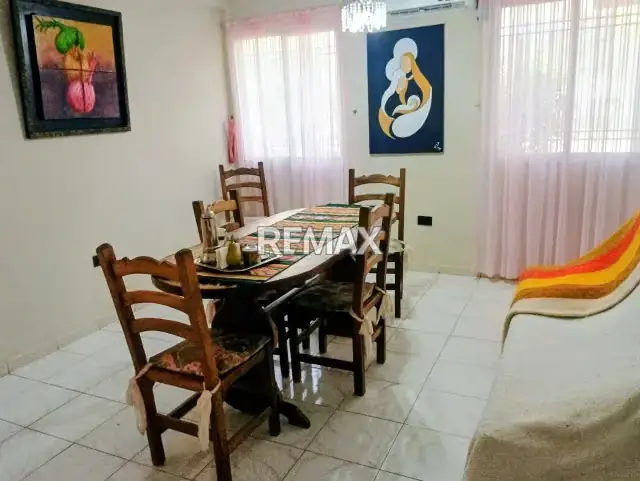 En venta Casa en excelente urbanización privada.