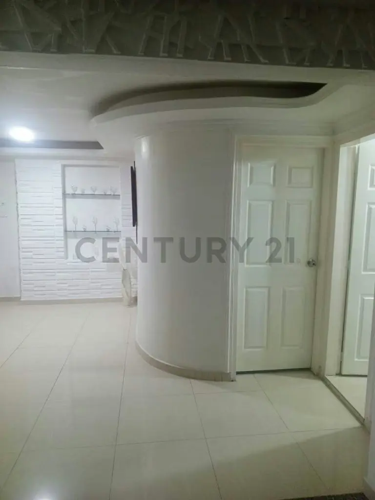 Venta de Townhouse en San Diego, Urb. Valle Real - 3