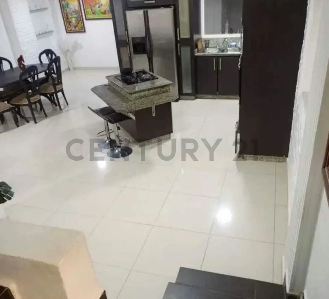 Venta de Townhouse en San Diego, Urb. Valle Real - 6