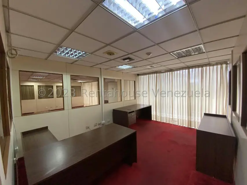 Local Comercial en Alquiler en Santa Eduvigis, Distrito Metropolitano - 25