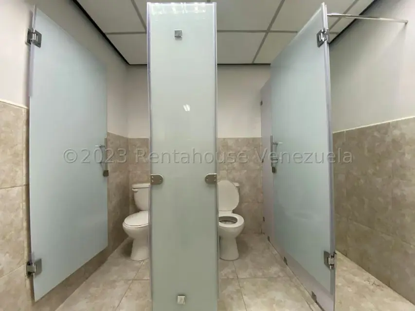 Local Comercial en Alquiler en Santa Eduvigis, Distrito Metropolitano - 31