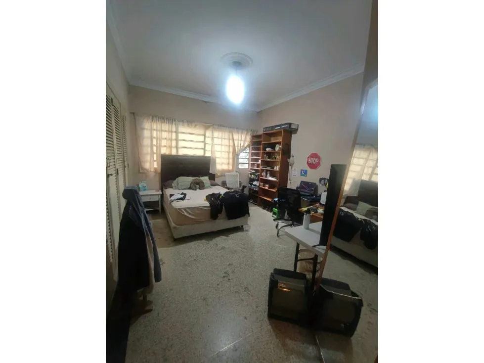 Se vende casa para remodelar 490m2 Altamira 0725 - 19