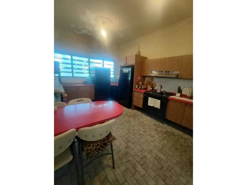 Se vende casa para remodelar 490m2 Altamira 0725 - 25