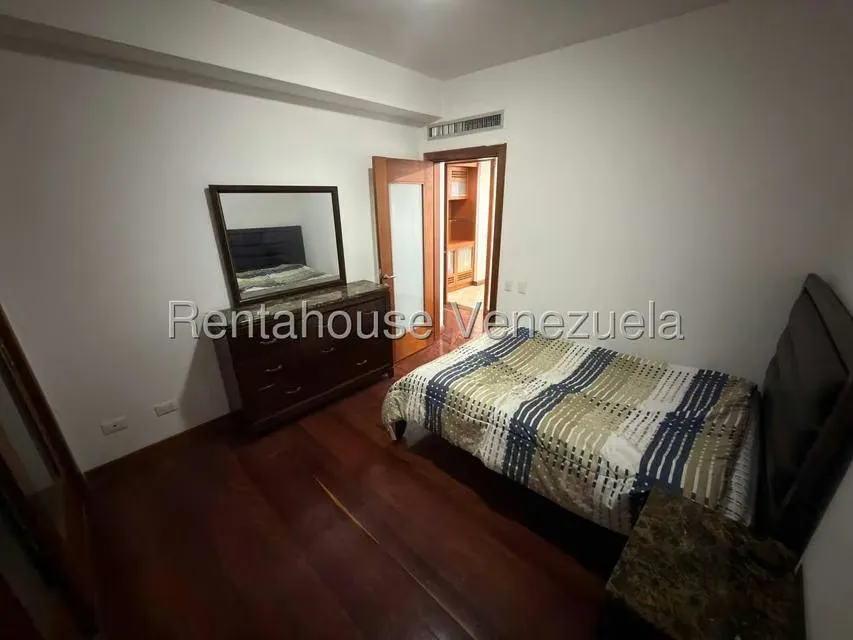 Apartamento (1 Nivel) en Venta en La Tahona, Distrito Metropolitano - 26