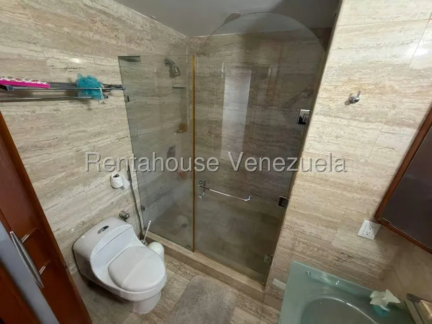 Apartamento (1 Nivel) en Venta en La Tahona, Distrito Metropolitano - 28