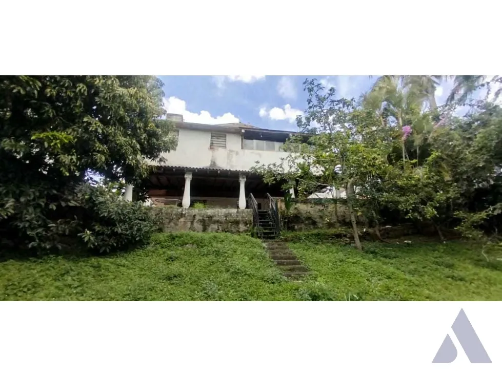 Cumbres de Curum se vende casa en calle cerrada 889m2 Trr 600m2 constr - 32