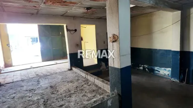 ¡TU PROXIMO EXITO COMERCIAL ESTA AQUÍ! Local en Alquiler en Plena Av. Lisandro Alvarado - 7