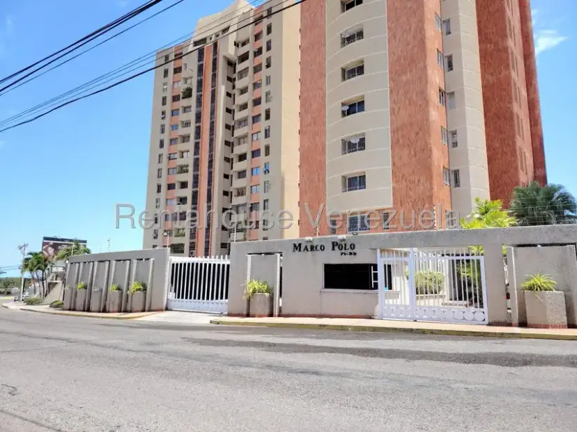 Apartamento (Multiples Niveles) en Venta en El Milagro, Zulia