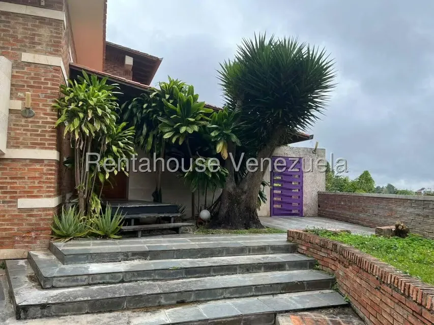 Casa (Multipes Niveles) en Venta en El Hatillo, Distrito Metropolitano - 2