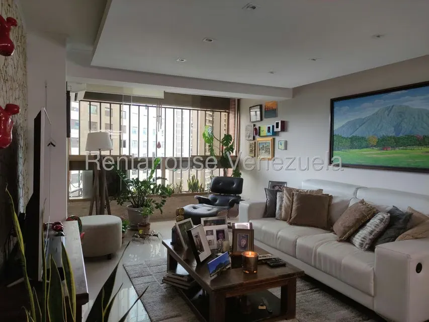 Apartamento (1 Nivel) en Venta en Prados del Este, Distrito Metropolitano - 14