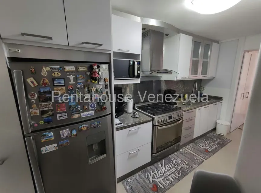 Apartamento (1 Nivel) en Venta en Prados del Este, Distrito Metropolitano - 28