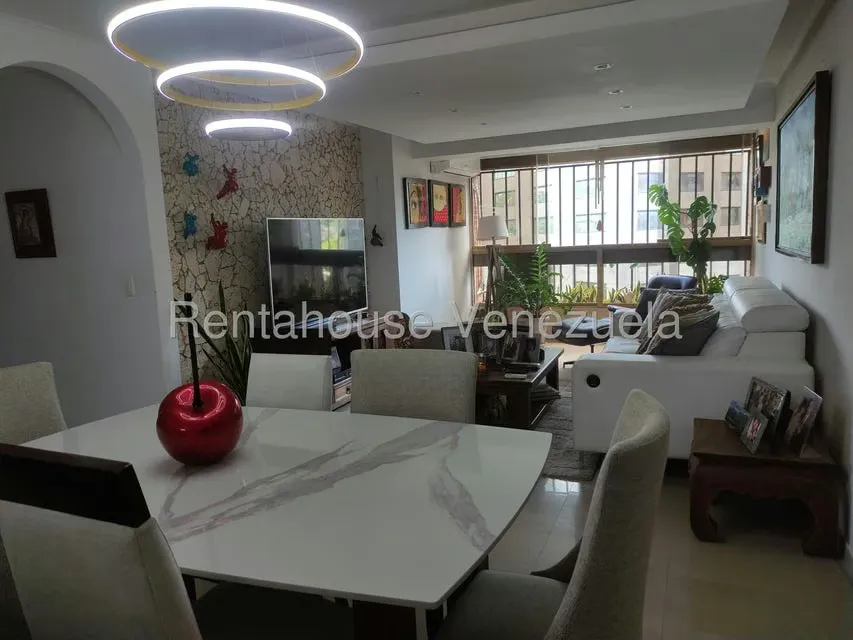 Apartamento (1 Nivel) en Venta en Prados del Este, Distrito Metropolitano - 9