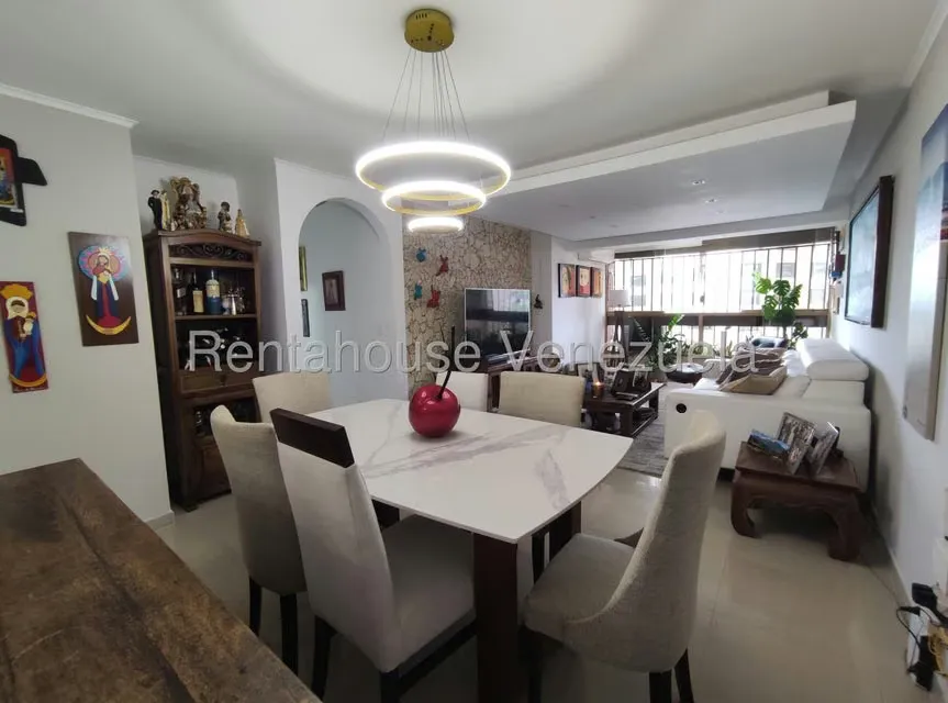 Apartamento (1 Nivel) en Venta en Prados del Este, Distrito Metropolitano - 10