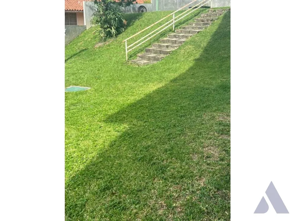 Se vende casa 780m2 5h+s/6b/4p Caurimare 3331 - 2