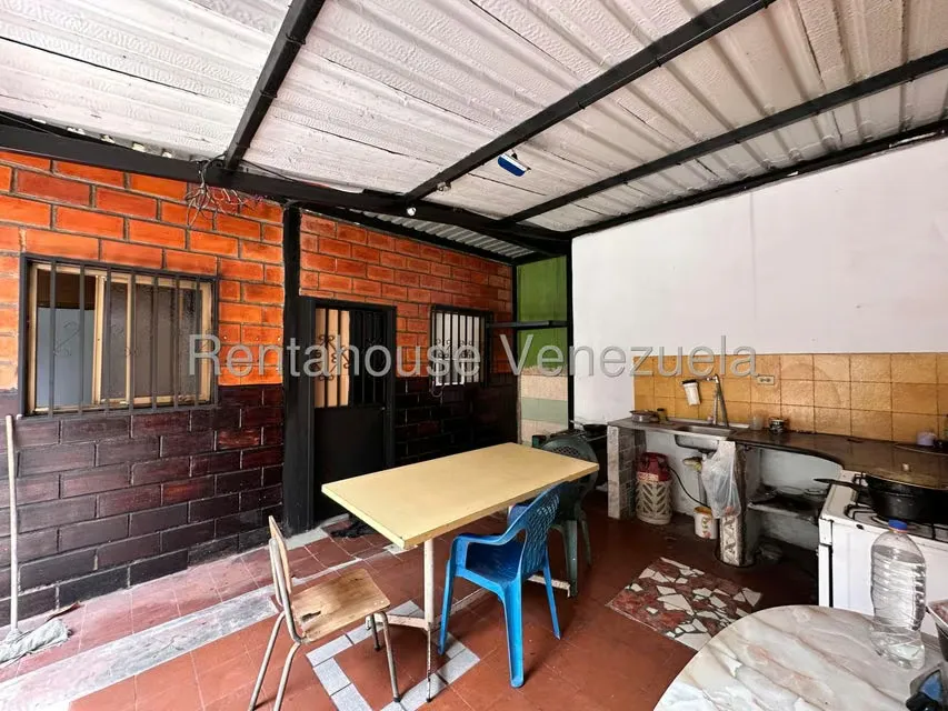 Casa (Duplex) en Venta en La Cooperativa, Aragua - 32