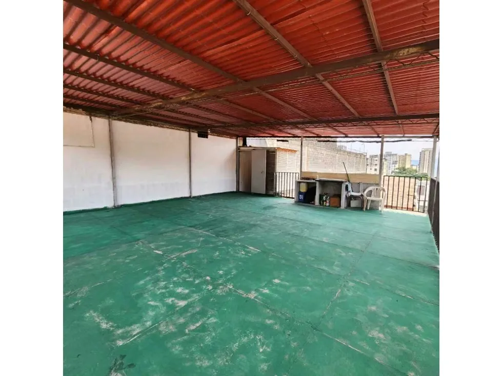 Alquilo local para depósito 250m2 Av. Baralt 6675 - 7