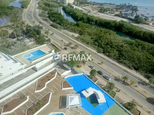 MODERNO APARTAMENTO CON VISTAS INCREIBLES AL MAR Y A LA CIUDAD , DECORADO CON PIEZAS DE ACABADOS POTENCIALES Y CERCANIA A CENTROS COMERCIALES EN LA ISLA DE MARGARITA - 17