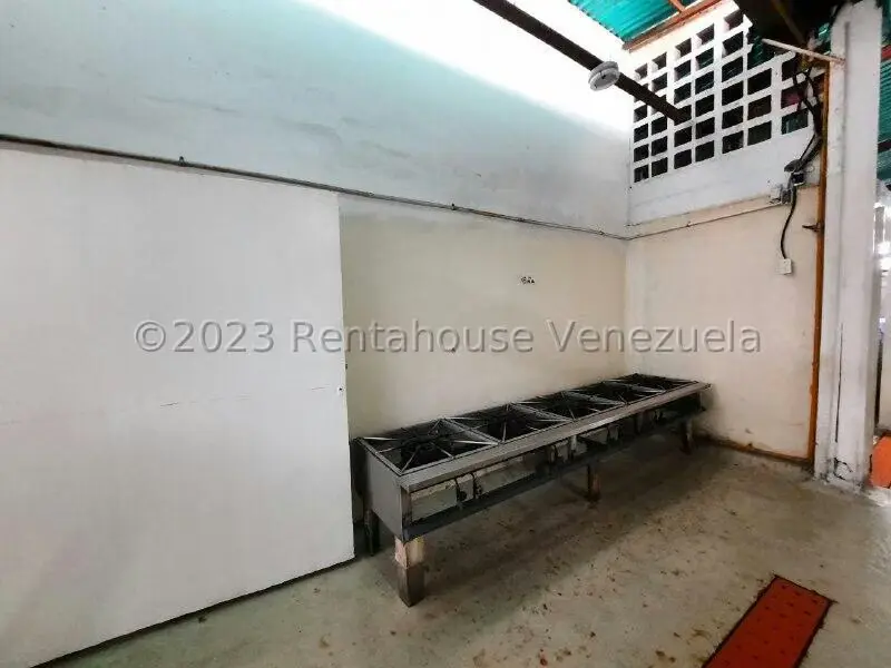 Galpon - Deposito en Venta en Centro, Lara - 24