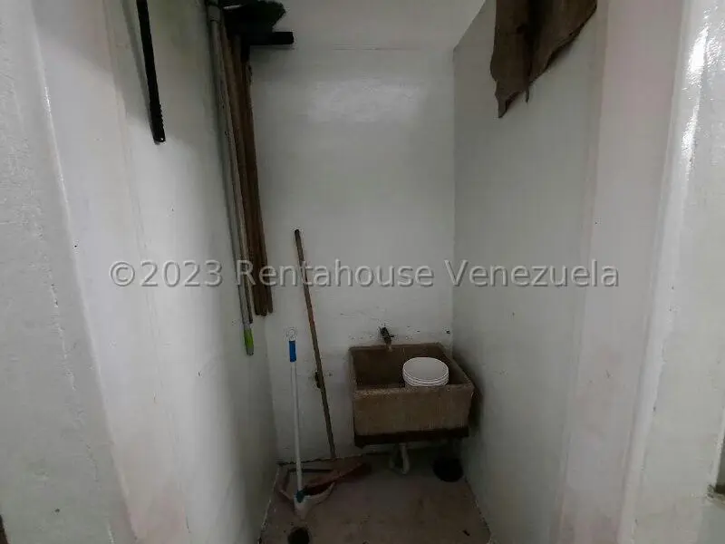 Galpon - Deposito en Venta en Centro, Lara - 33