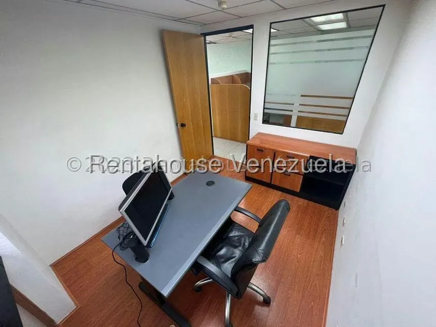 Oficina en Venta en Santa Eduvigis, Distrito Metropolitano - 20