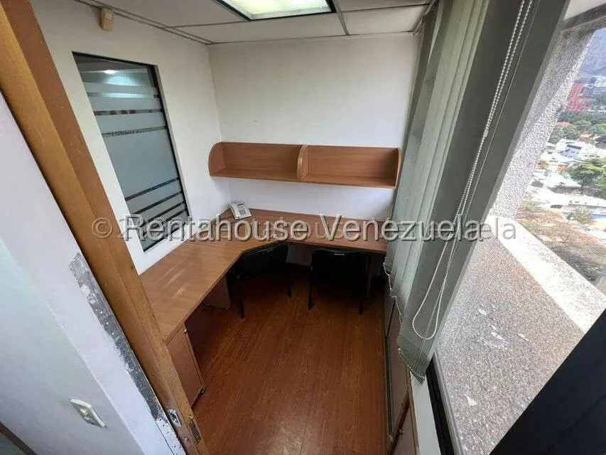 Oficina en Venta en Santa Eduvigis, Distrito Metropolitano - 24