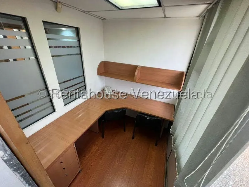 Oficina en Venta en Santa Eduvigis, Distrito Metropolitano - 25