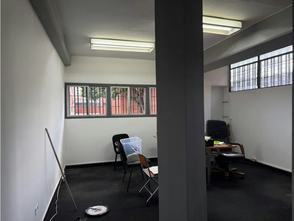 Se vende/alquila Galpon 220m² La Urbina - 12
