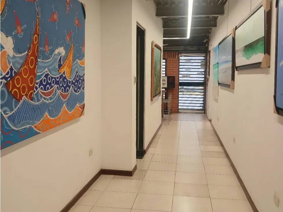 VENTA DE EDIFICIO DE 4 PISOS, 870,72 M2 URB. LOS CHORROS (RR) - 4