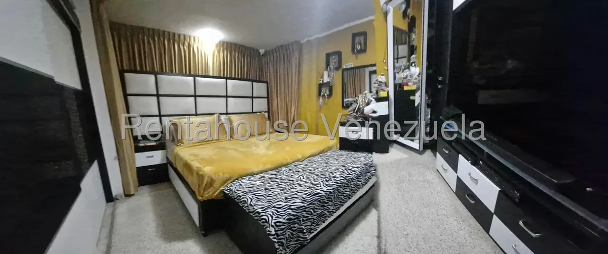 Apartamento (1 Nivel) en Venta en Los Palos Grandes, Distrito Metropolitano - 11