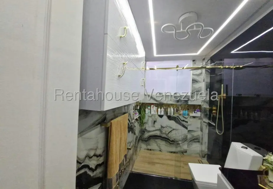 Apartamento (1 Nivel) en Venta en Los Palos Grandes, Distrito Metropolitano - 18