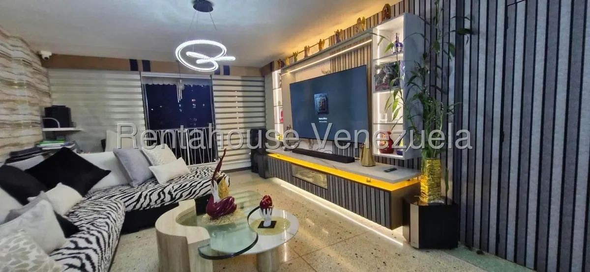 Apartamento (1 Nivel) en Venta en Los Palos Grandes, Distrito Metropolitano - 39
