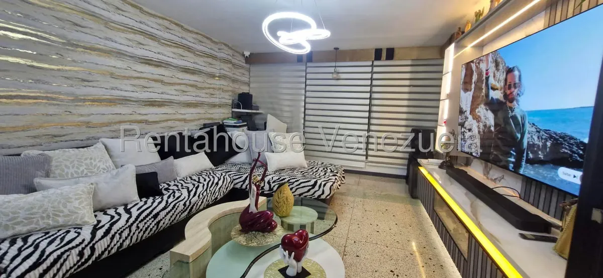 Apartamento (1 Nivel) en Venta en Los Palos Grandes, Distrito Metropolitano - 44