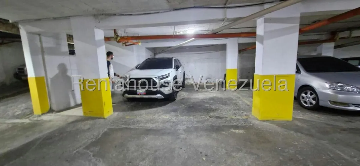 Apartamento (1 Nivel) en Venta en Los Palos Grandes, Distrito Metropolitano - 50