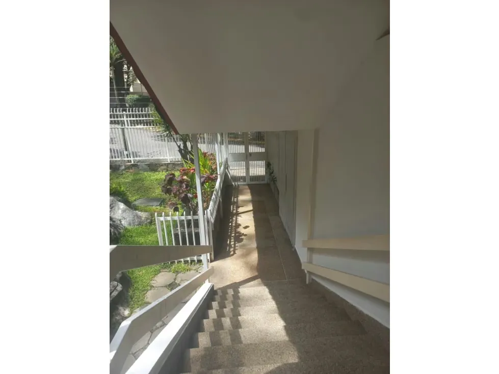 Venta de Apartamento La Urbina 1582NR 107m2/3H/2 y 1/2B/3PE/1M - 3