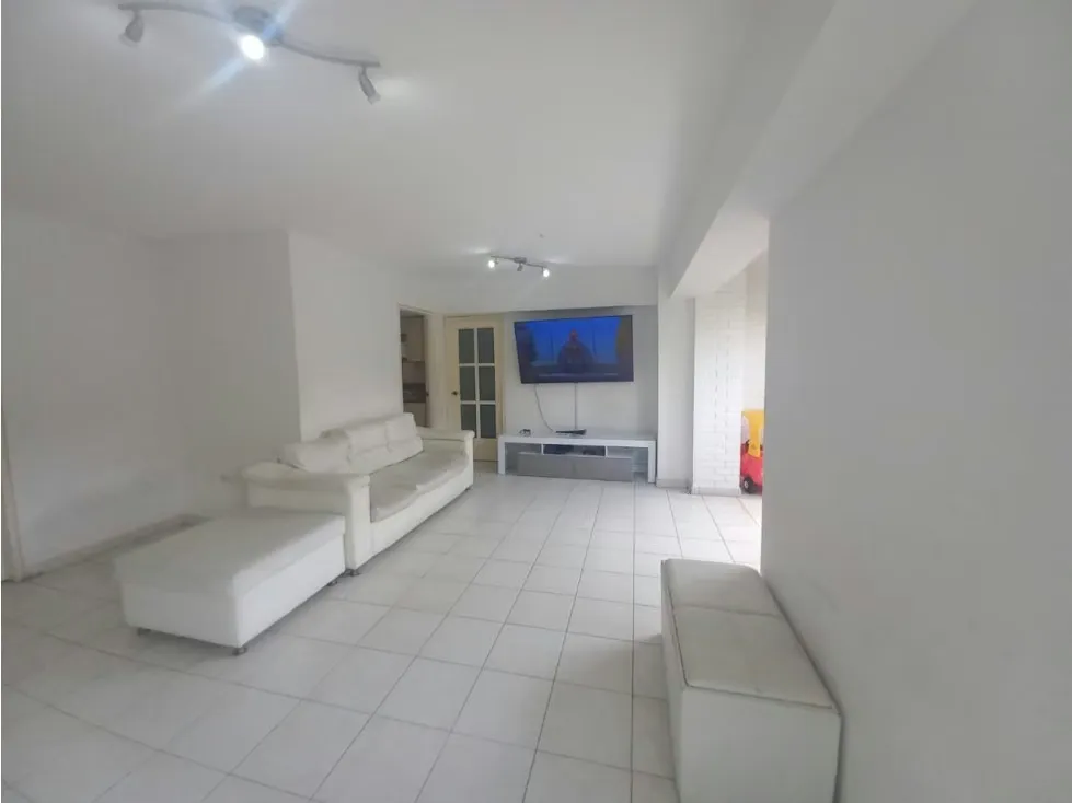 Venta de Apartamento La Urbina 1582NR 107m2/3H/2 y 1/2B/3PE/1M - 6